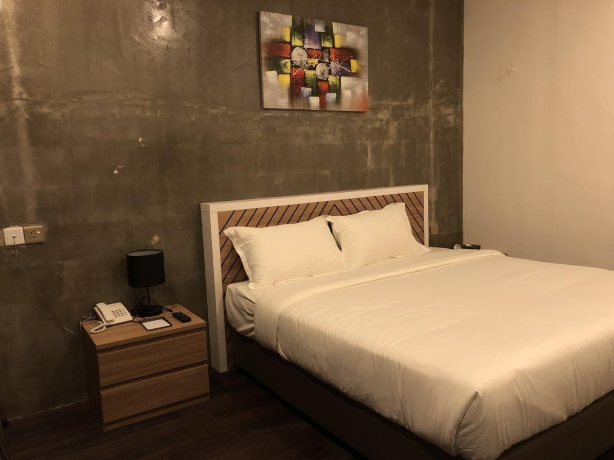 K Boutique Hotel Телук-Интан Экстерьер фото